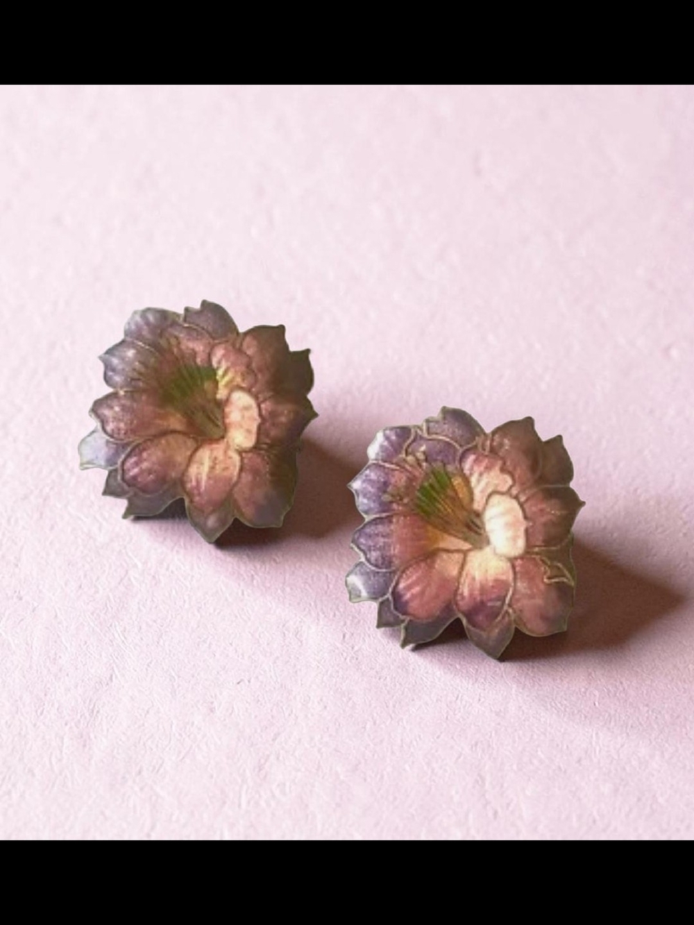 Vintage Cloisonné Hibiscu Flower Enamel Silver Tone Earrings